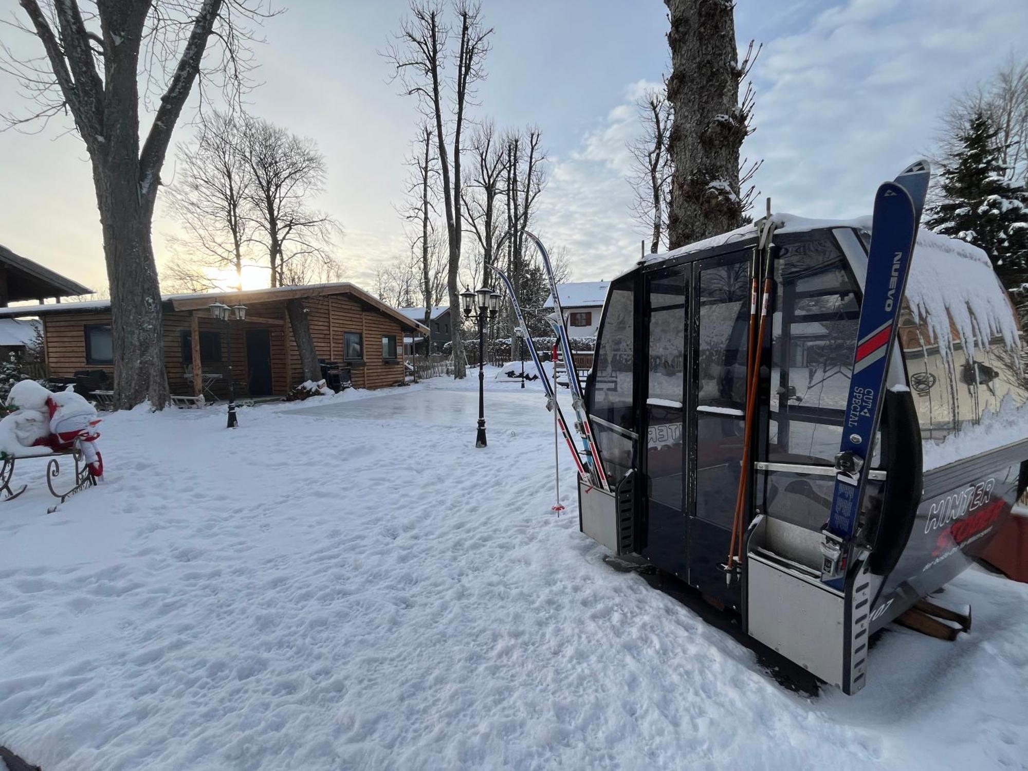 Hotel Weissbraeu Оберхахинг Екстериор снимка